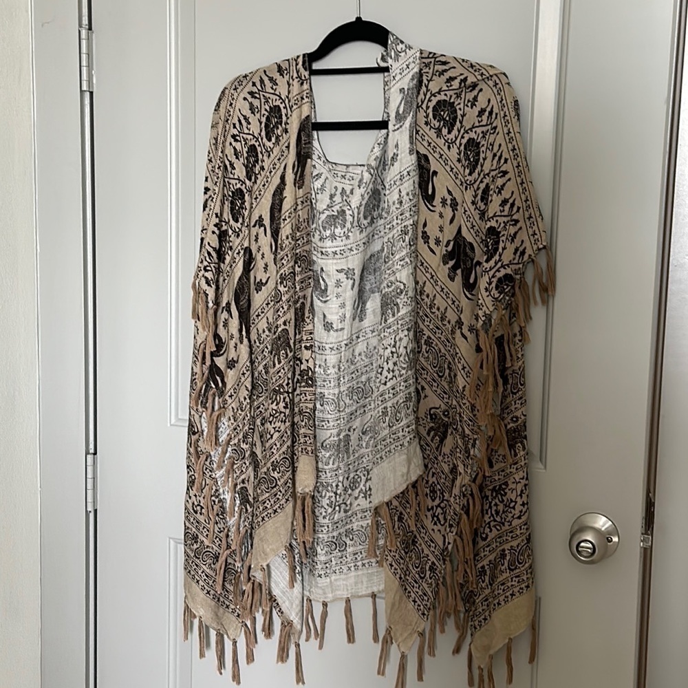 NWOT TAN/brown cover up one sz